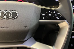 valkoinen Audi Q5 2026 kuva 15.