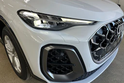 valkoinen Audi Q5 2026 kuva 10.