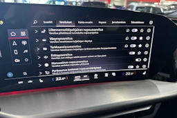 valkoinen Audi Q5 2026 kuva 25.