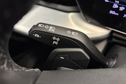 met. punainen Audi Q5 2026 kuva 13.