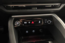 met. punainen Audi Q5 2026 kuva 18.