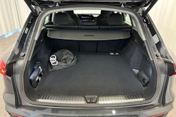 tambora harmaa Audi Q5 2026 kuva 5.