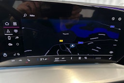 tambora harmaa Audi Q5 2026 kuva 14.