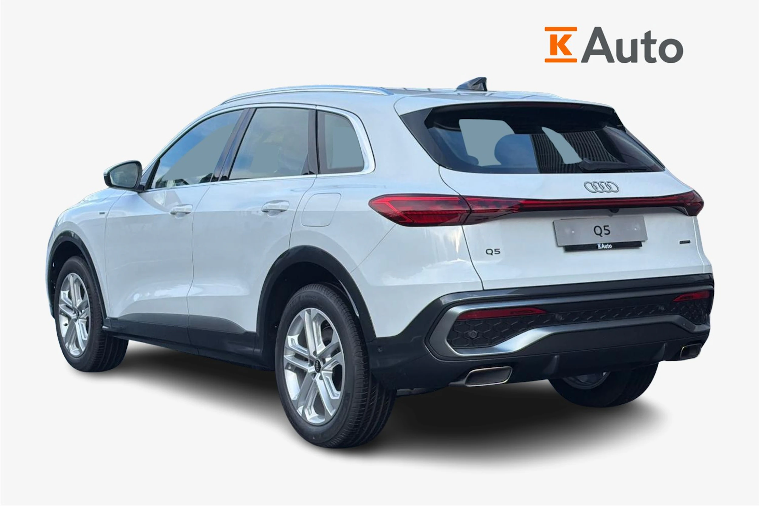 valkoinen Audi Q5 2026 kuva 2.