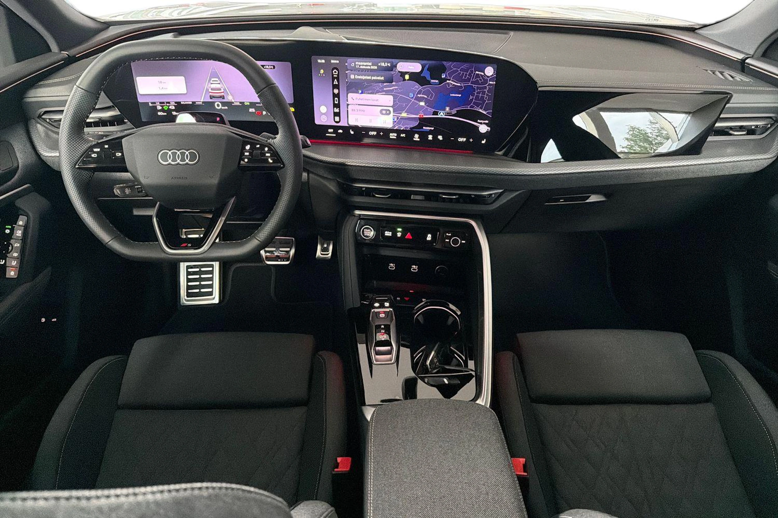 valkoinen Audi Q5 2026 kuva 7.
