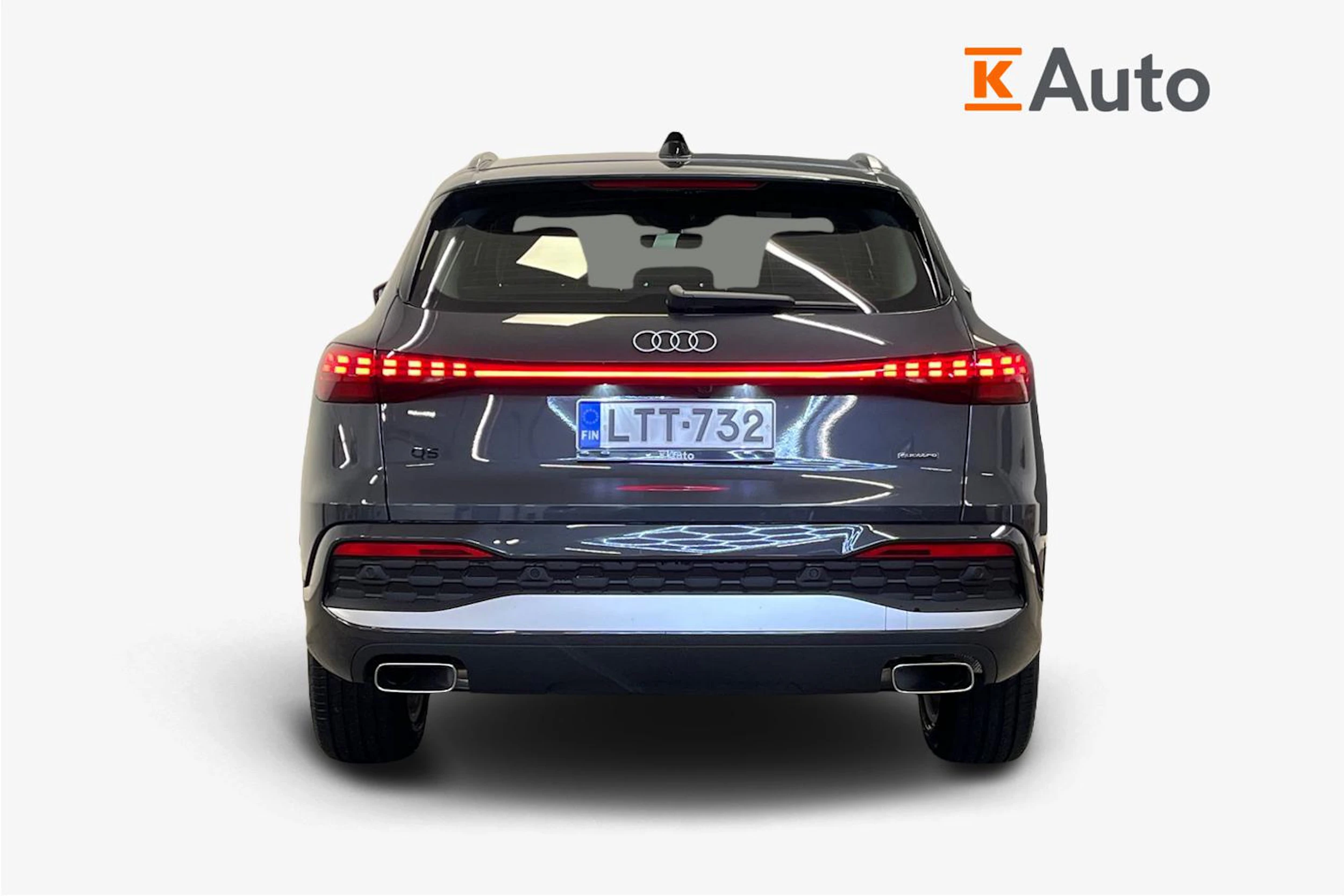 tambura harmaa Audi Q5 2026 kuva 3.