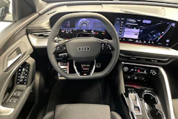 tambura harmaa Audi Q5 2026 kuva 13.