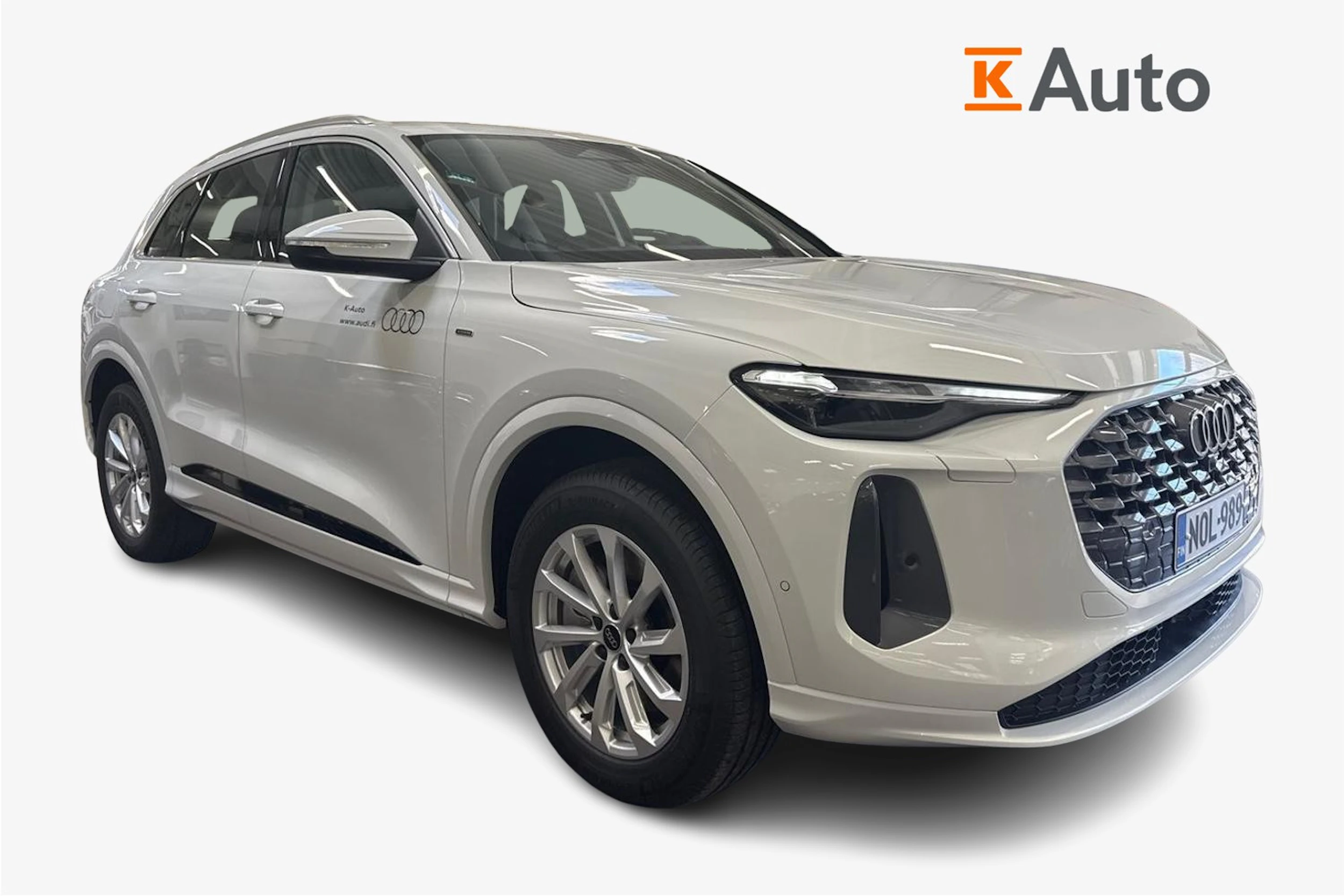 met. valkoinen Audi Q5 2026 kuva 1.