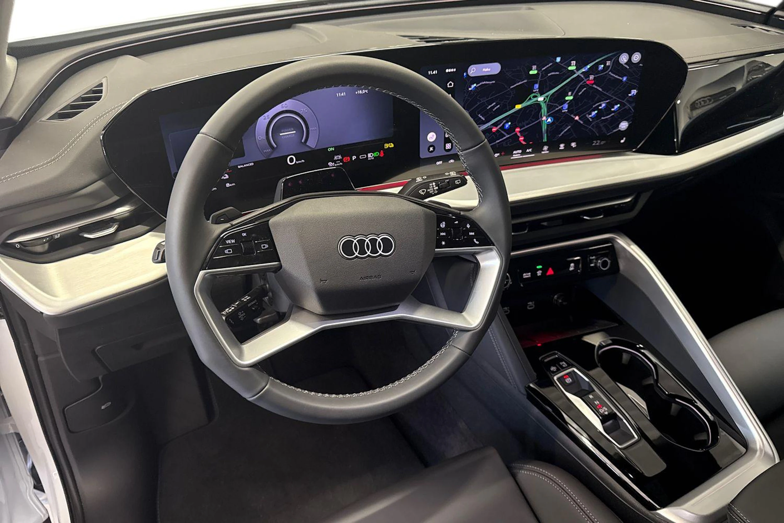 met. valkoinen Audi Q5 2026 kuva 6.