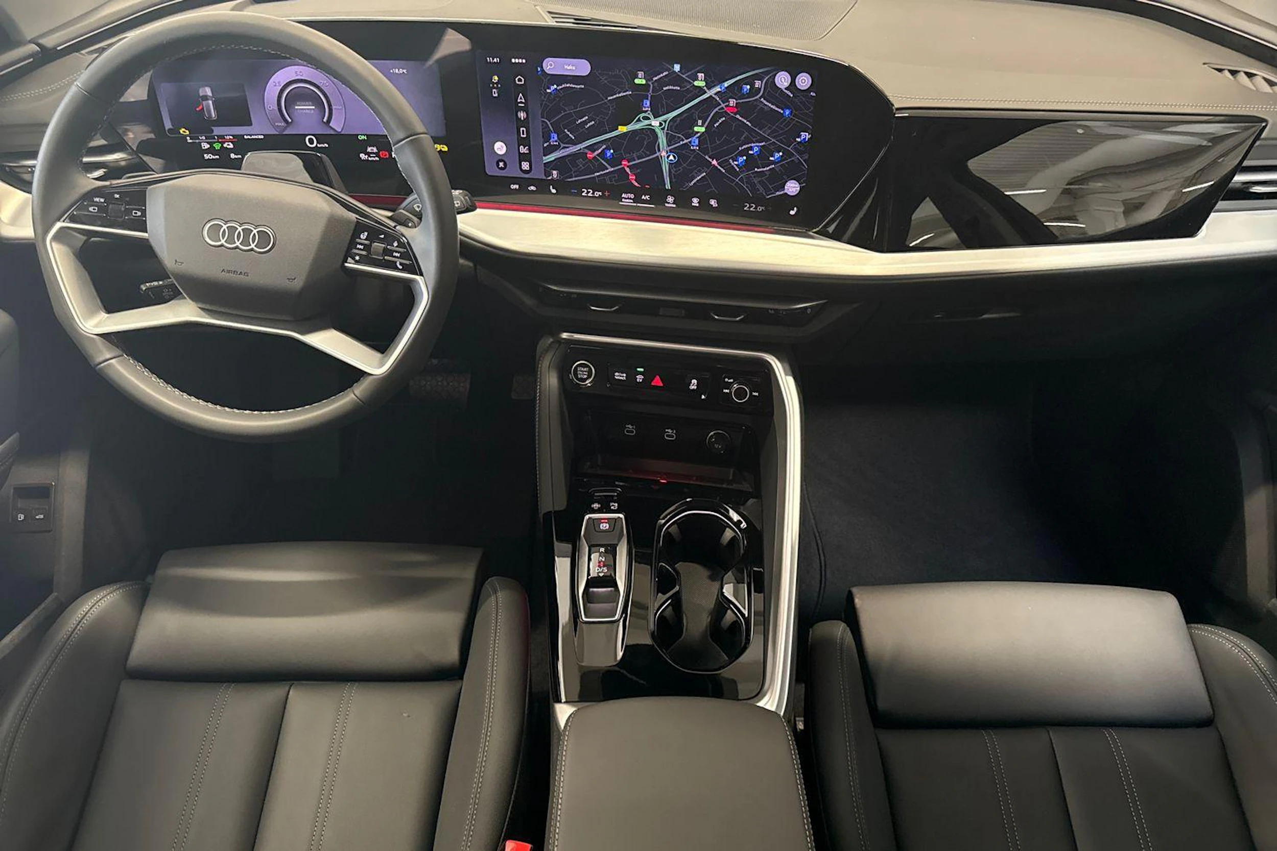 met. valkoinen Audi Q5 2026 kuva 7.