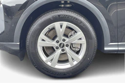 musta Audi Q5 2026 kuva 9.