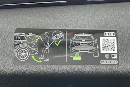 musta Audi Q5 2026 kuva 13.