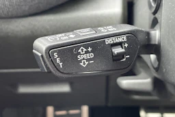 musta Audi Q5 2026 kuva 19.