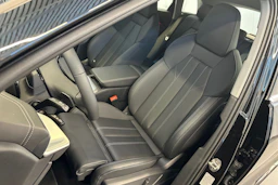 mythos musta Audi Q5 2026 kuva 18.