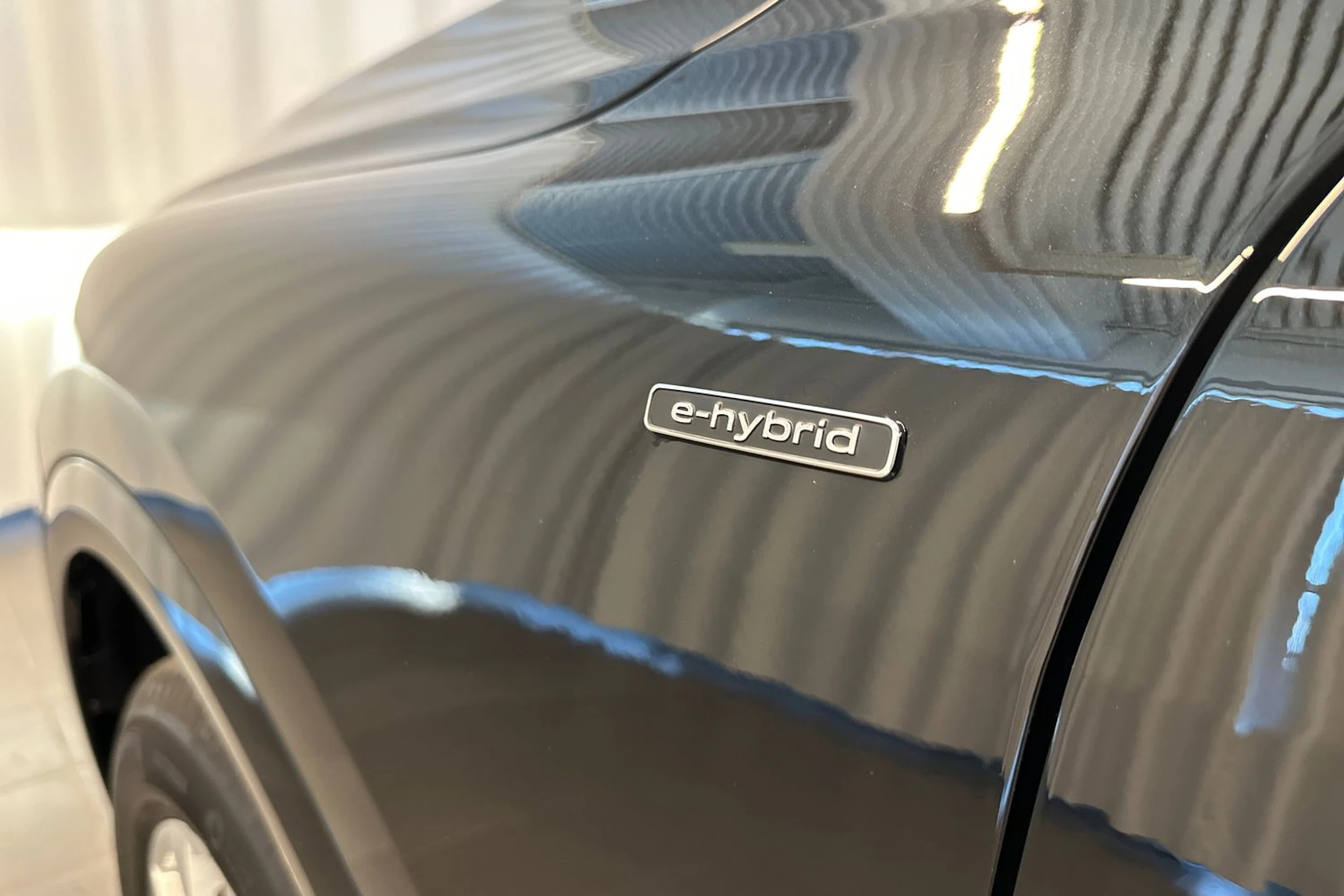 mythos musta Audi Q5 2026 kuva 33.