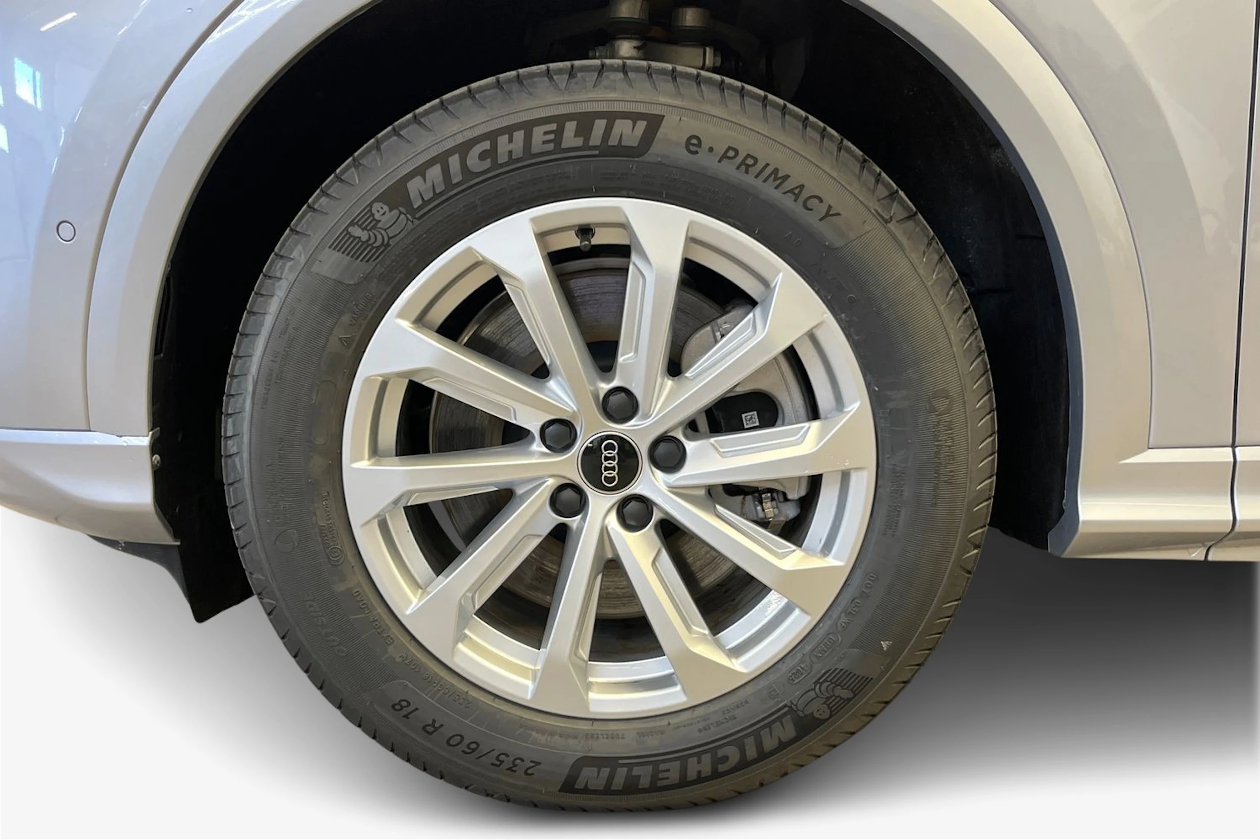 florett hopea Audi Q5 2026 kuva 9.