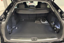 met. musta Audi Q5 2026 kuva 11.