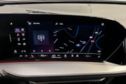 ultra sininen Audi Q5 2026 kuva 11.