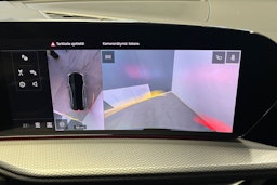 ultra sininen Audi Q5 2026 kuva 13.