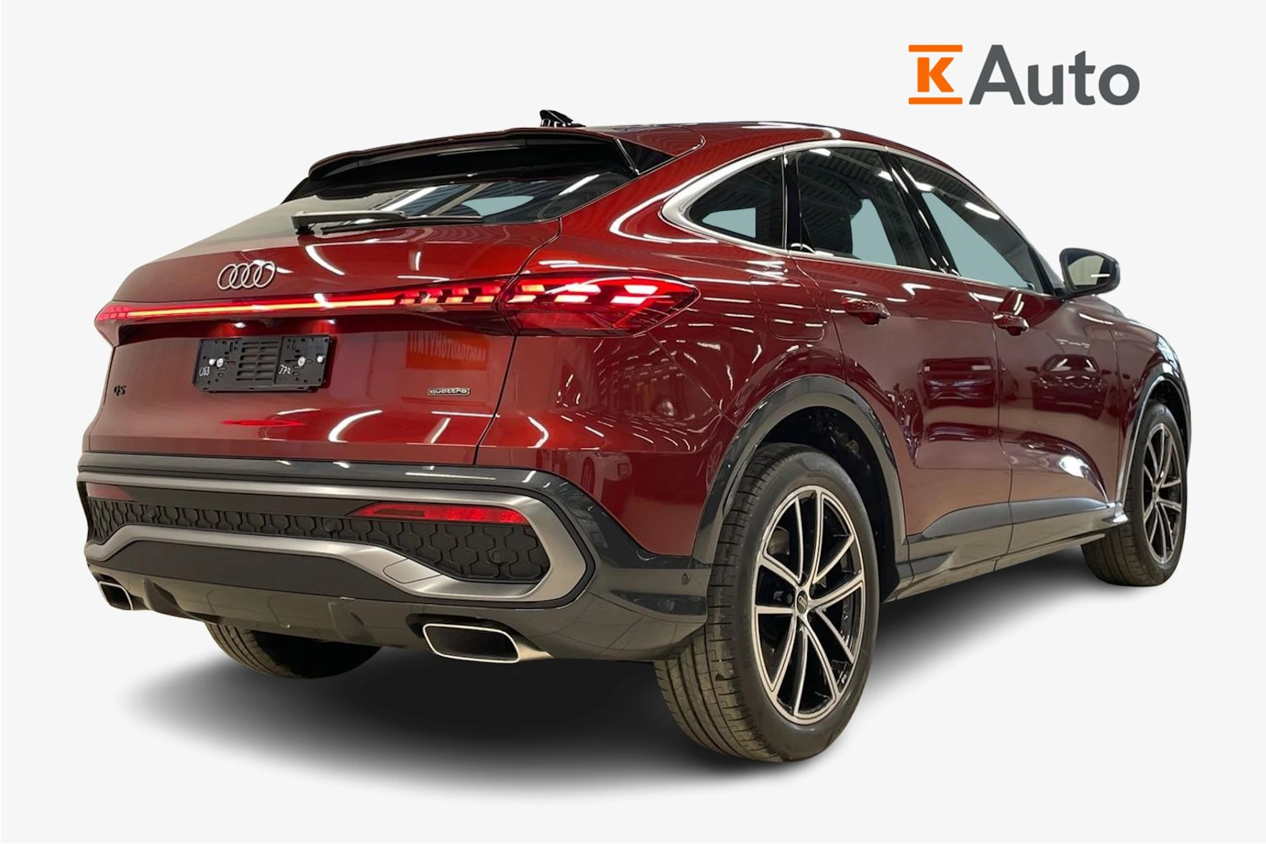 met. punainen Audi Q5 2026 kuva 2.
