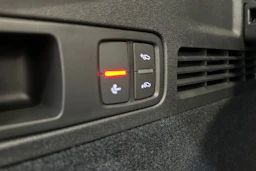 daytona harmaa Audi Q5 2026 kuva 14.