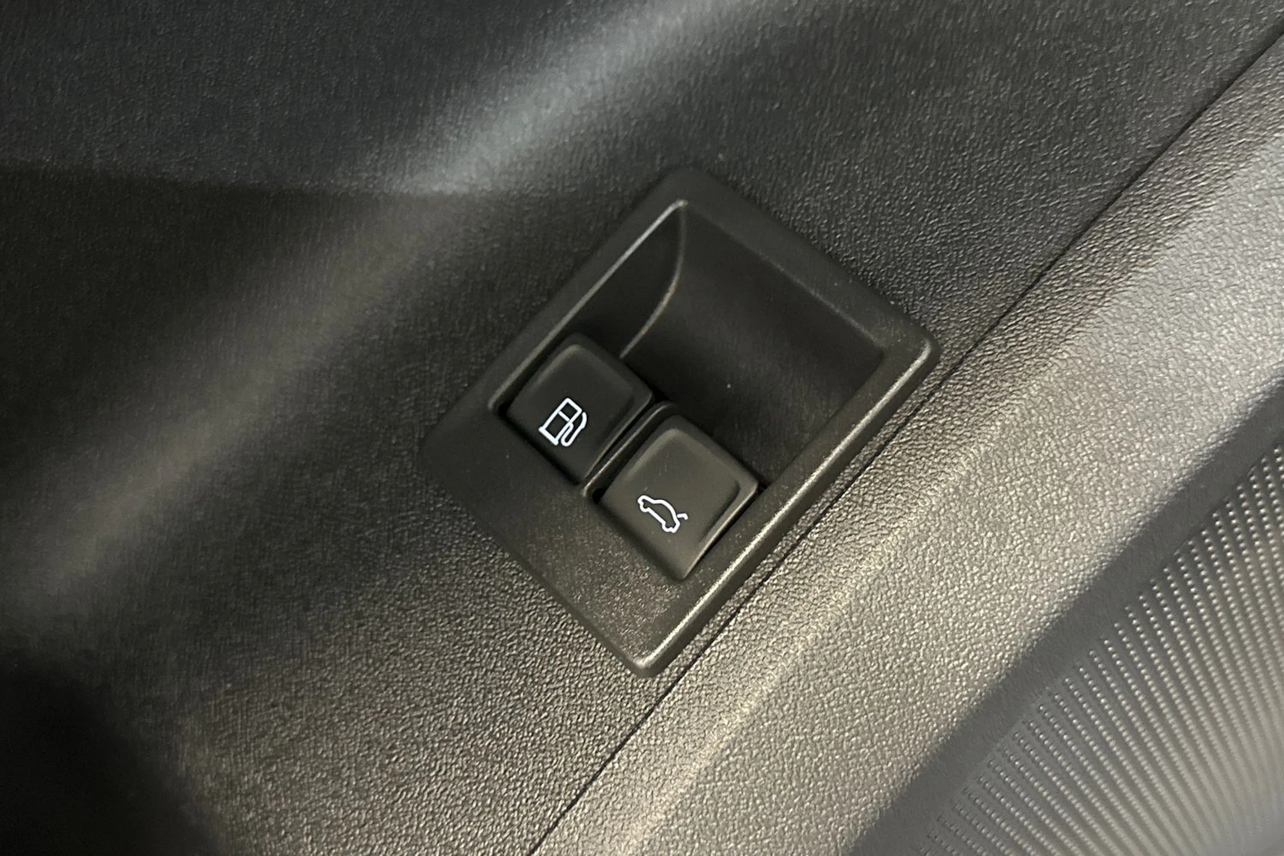 daytona harmaa Audi Q5 2026 kuva 16.