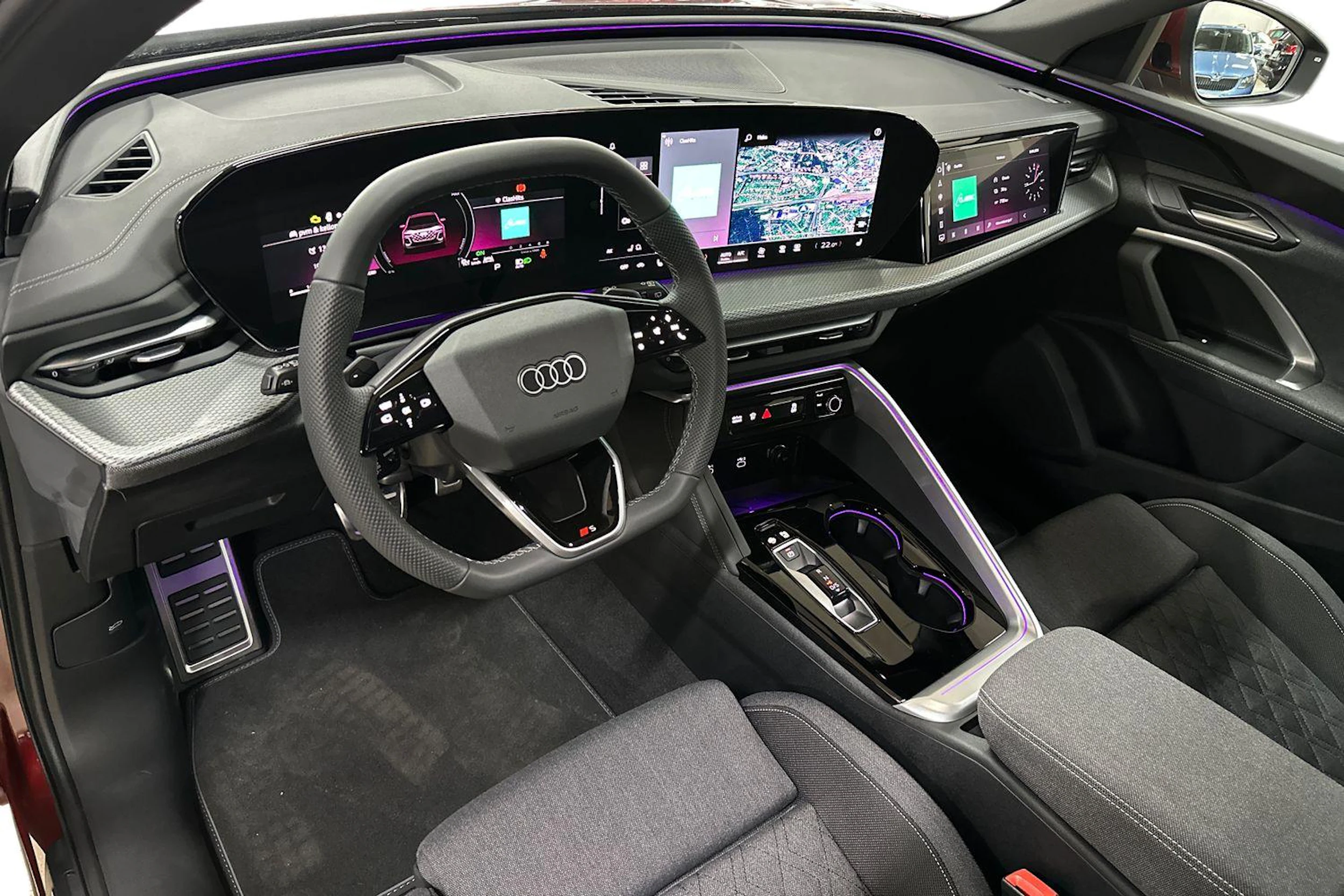 met. punainen Audi Q5 2026 kuva 6.