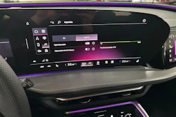 met. punainen Audi Q5 2026 kuva 25.