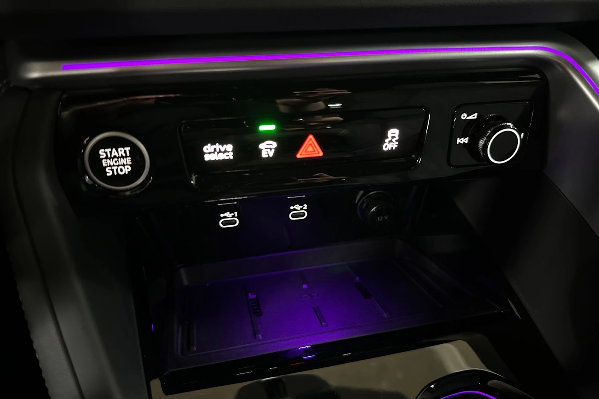 met. punainen Audi Q5 2026 kuva 31.