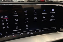 met. sininen Audi Q5 2026 kuva 22.