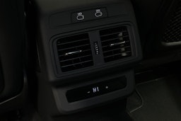 met. sininen Audi Q5 2026 kuva 23.