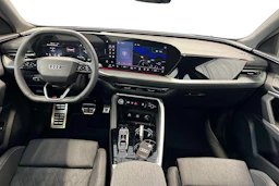 sininen Audi Q5 2026 kuva 15.