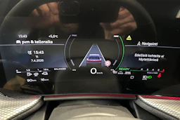 sininen Audi Q5 2026 kuva 30.