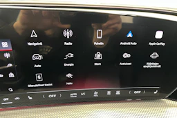 sininen Audi Q5 2026 kuva 32.