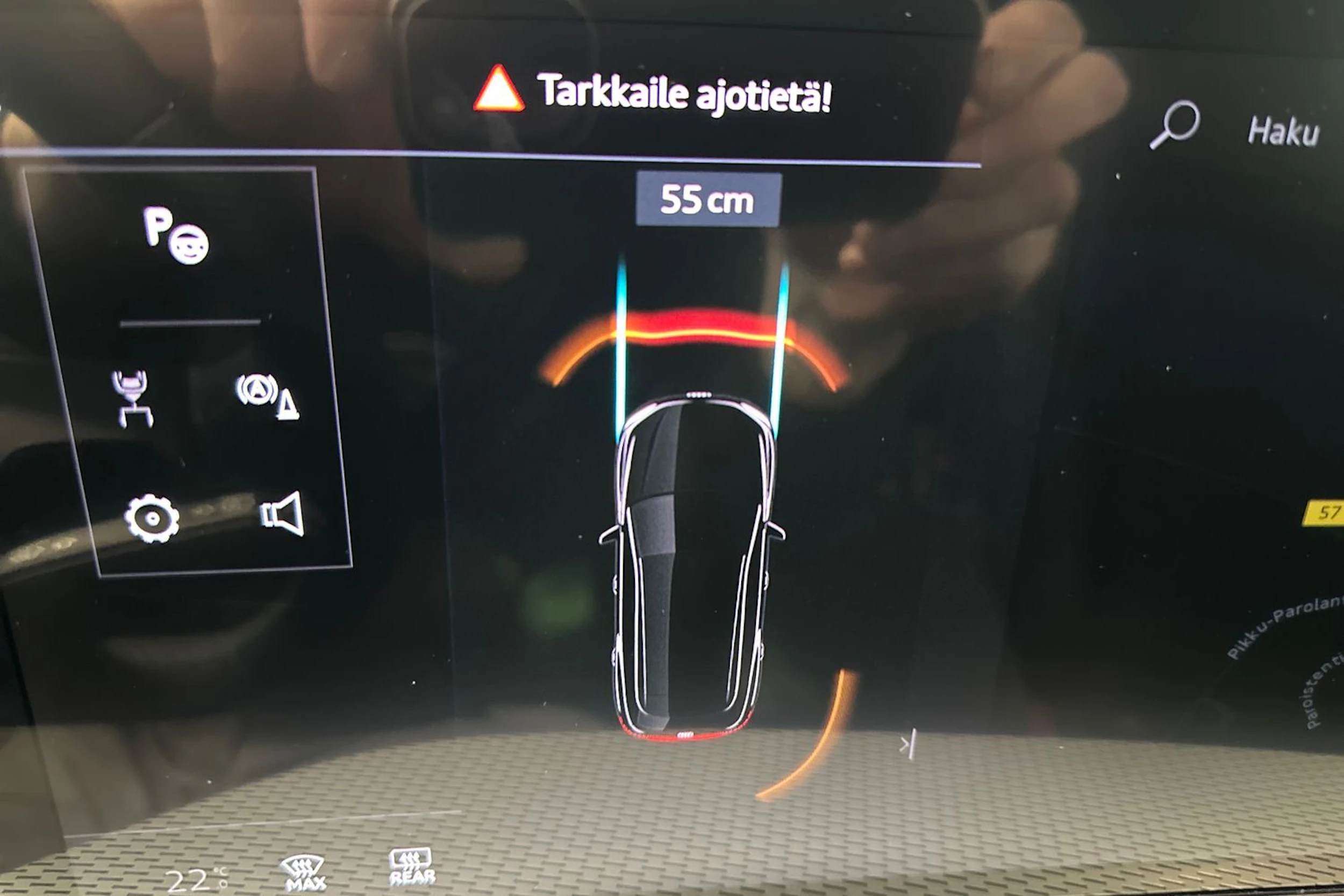 sininen Audi Q5 2026 kuva 33.