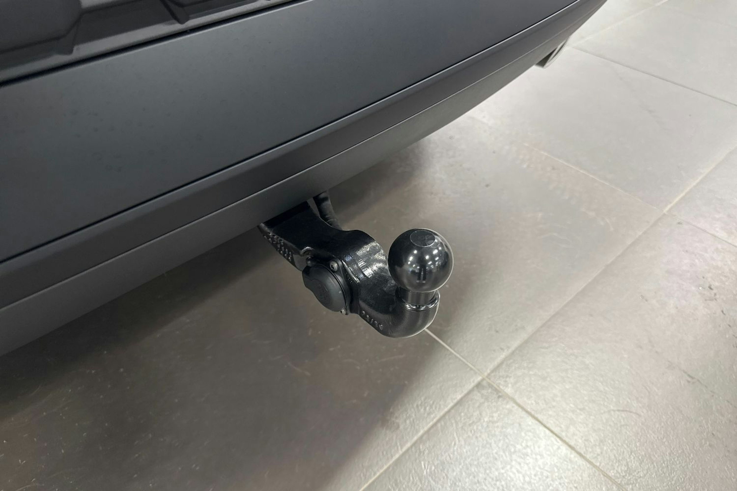 met. sininen Audi Q5 2026 kuva 12.