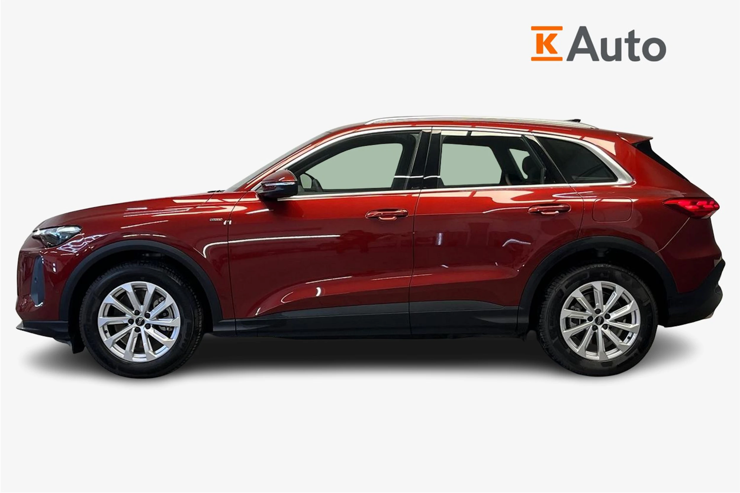 met. punainen Audi Q5 2026 kuva 5.