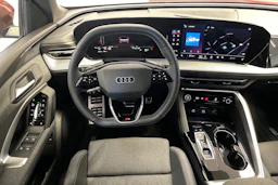met. punainen Audi Q5 2026 kuva 16.