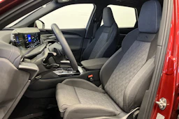 met. punainen Audi Q5 2026 kuva 21.