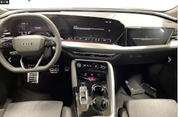 harmaa Audi Q5 2026 kuva 7.