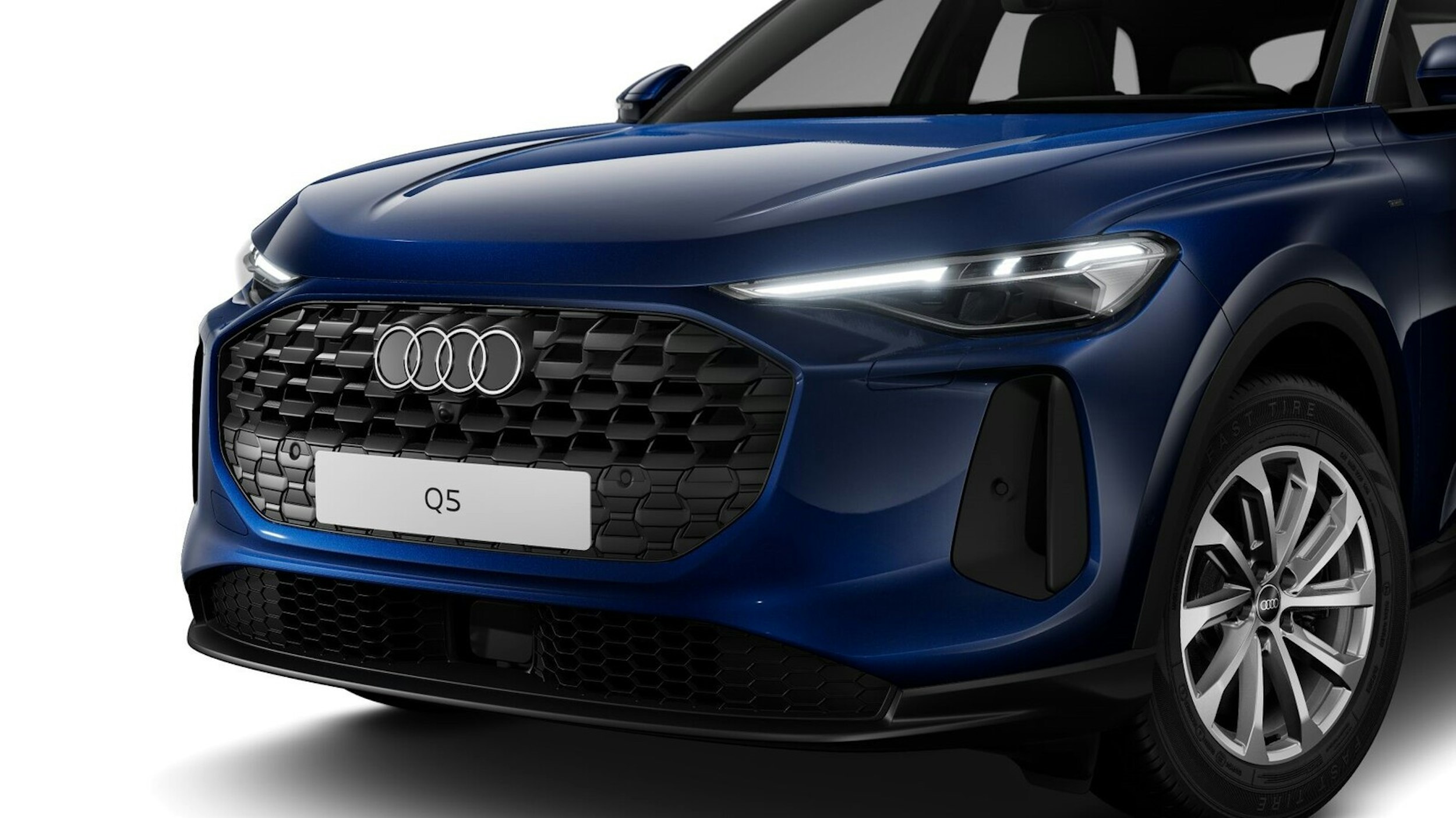 navarra sininen Audi Q5 2026 kuva 5.