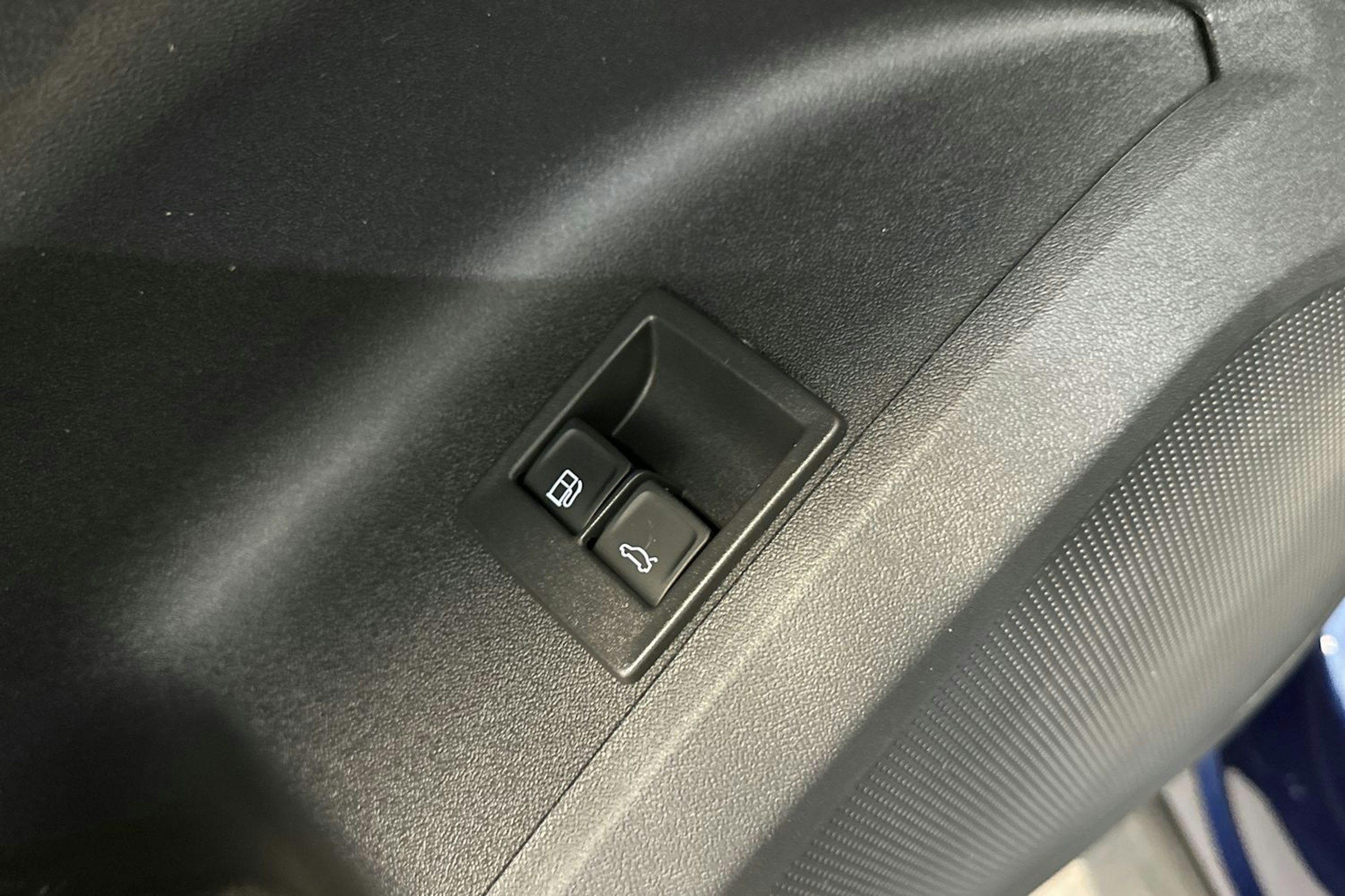 navarra sininen Audi Q5 2026 kuva 14.