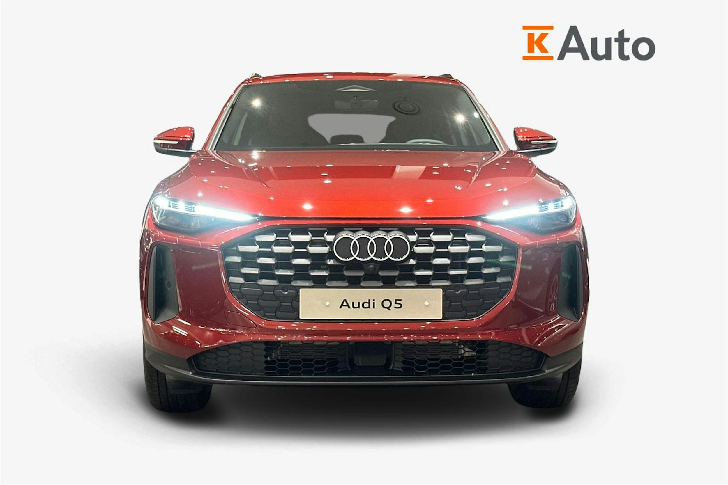 punainen Audi Q5 2026 kuva 4.