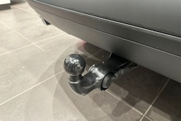 punainen Audi Q5 2026 kuva 13.