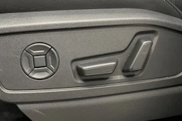met. harmaa Audi Q5 2026 kuva 12.