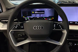 met. harmaa Audi Q5 2026 kuva 13.