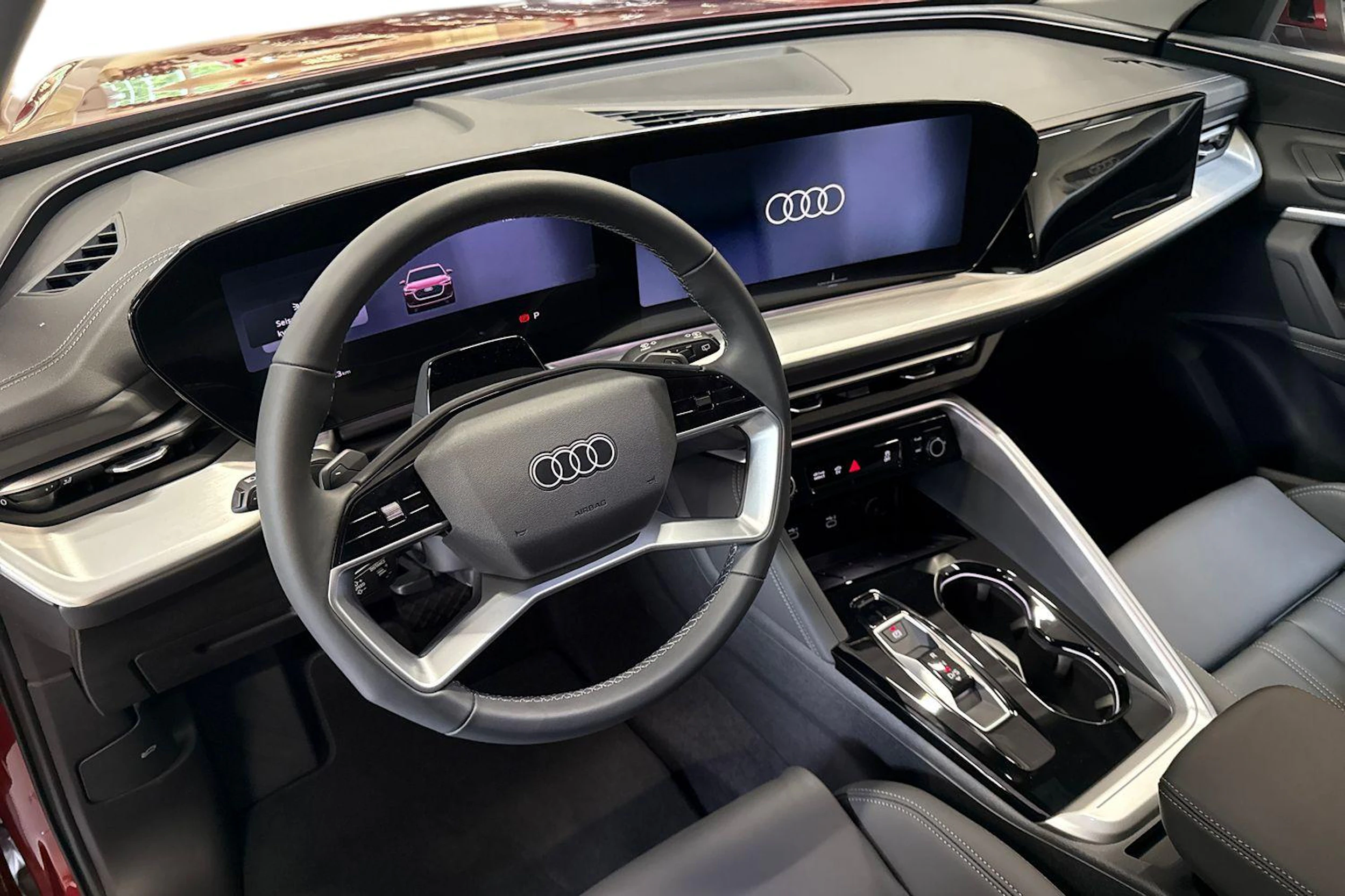 met. punainen Audi Q5 2026 kuva 6.