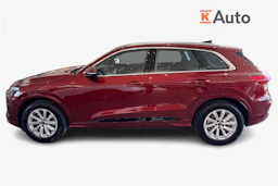 punainen Audi Q5 2026 kuva 5.