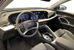 met. musta Audi Q5 2026 kuva 6.