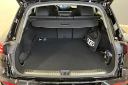 met. musta Audi Q5 2026 kuva 11.